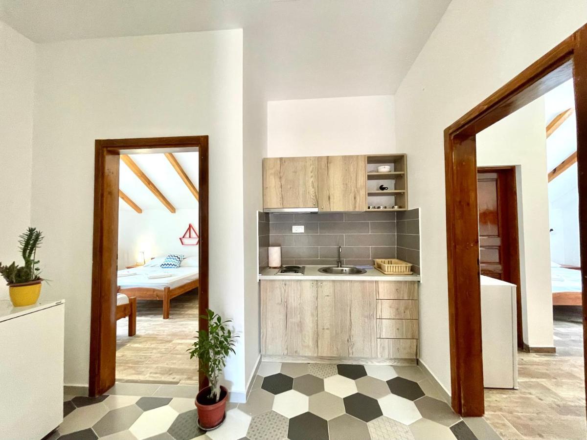 Апартаменты Garden House *